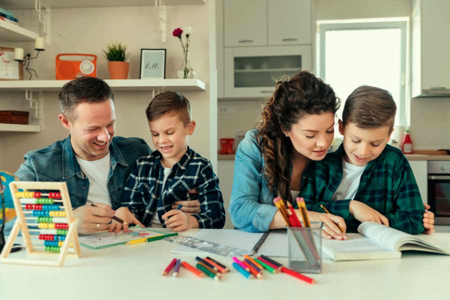 El paper dels pares i educadors