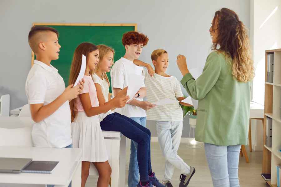 Composició de pròpies cançons a l'aula